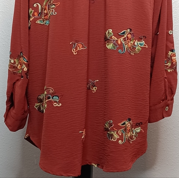 Figueroa & Flower Boho Floral Embroidered Sz 1X Button Down Front Blouse - Picture 6 of 12
